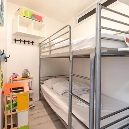 Apartamento Perfectly Situated 2br Near The *