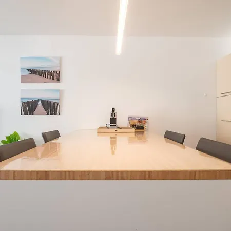 Appartement Perfectly Situated 2br Near The Ostende
